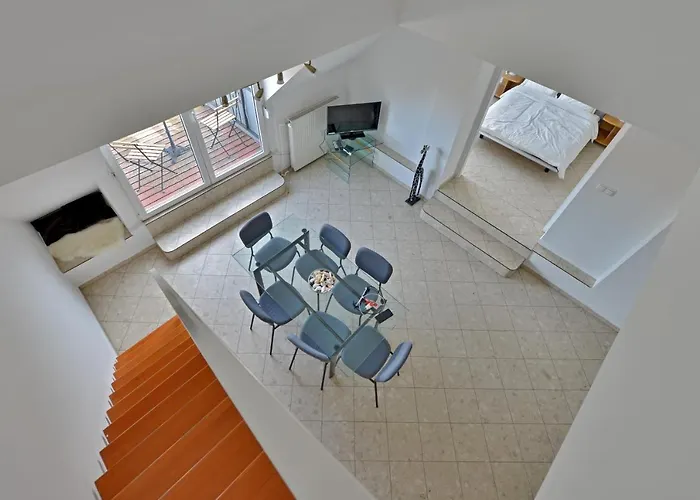 Buda House 4
