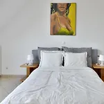 Buda House 4 Lägenhet *