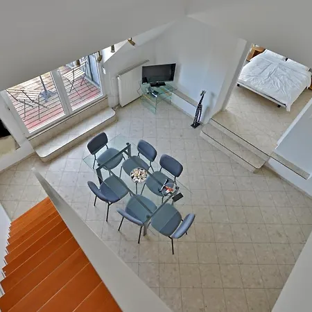 Buda House 4